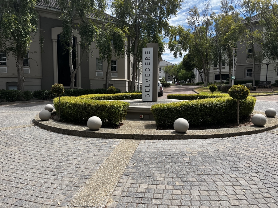 To Let commercial Property for Rent in Rosenpark Western Cape